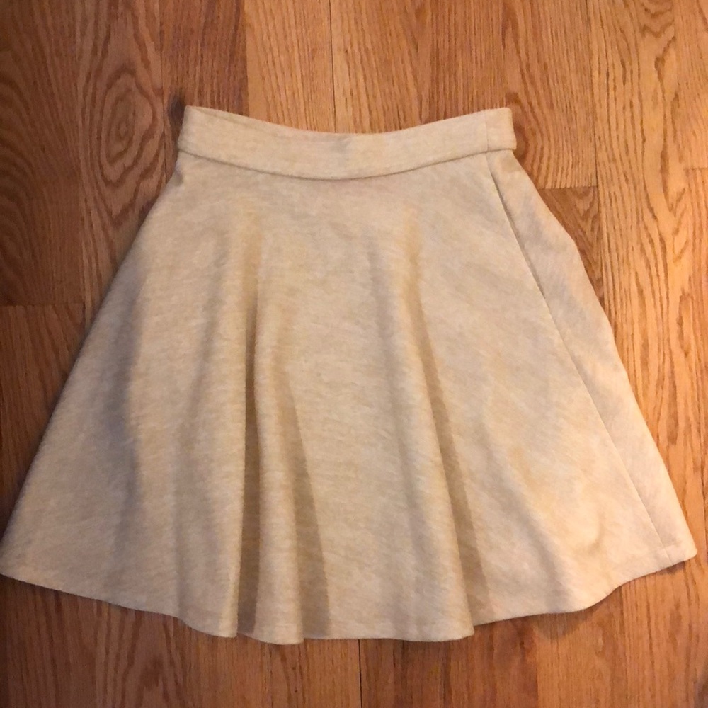 Catherine Malandrino beige mini skirt size xs